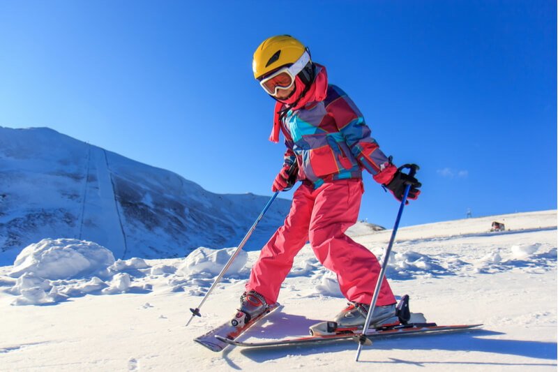 Child skiing | inspiresport